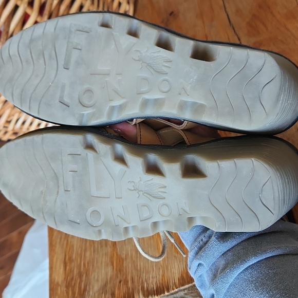 Fly London Phis Tan Tie Front Wedge Shoes Sz 6.5 / 7 - Picture 5 of 13